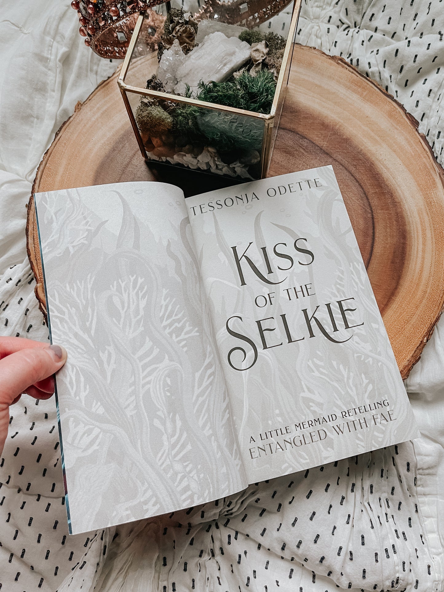 Kiss of the Selkie Special Edition (PAPERBACK) signed