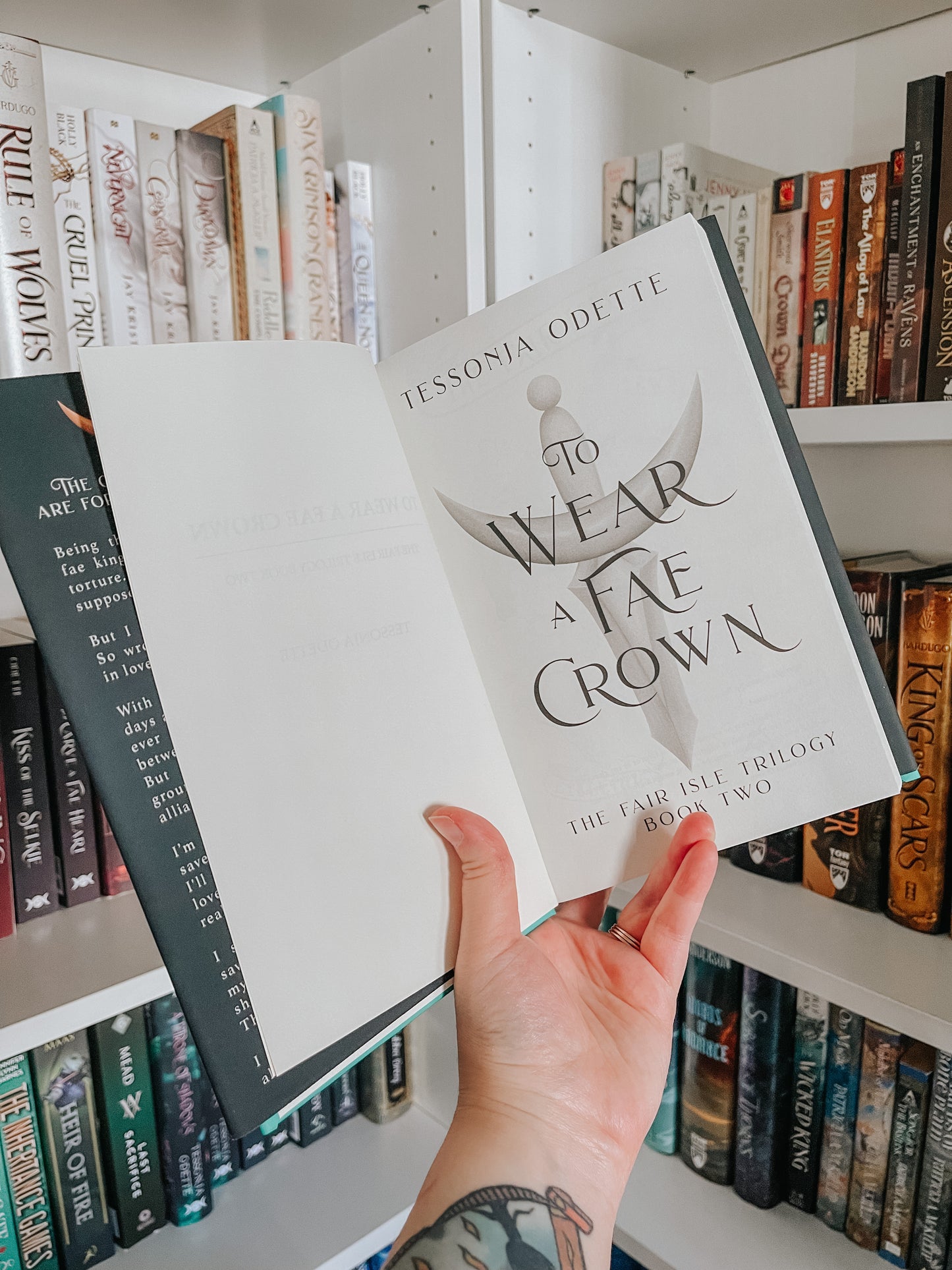 To Wear a Fae Crown (hardcover) signed
